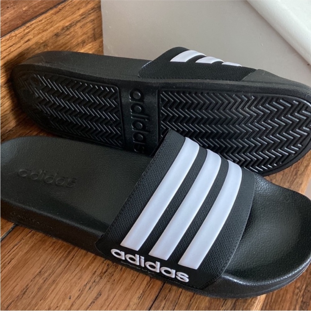 NIB Adidas Black and White Striped Slides - Picture 8 of 8